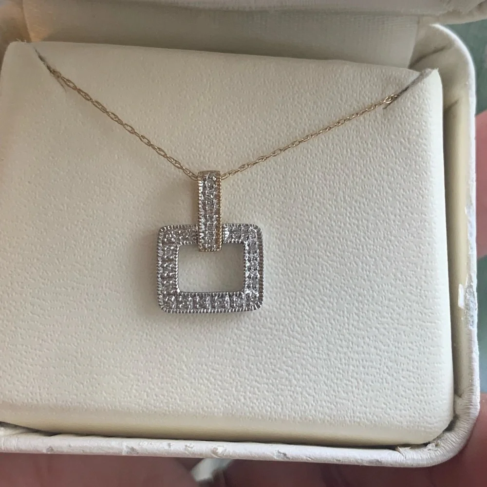 14kt Gold Square Diamond Pendant Necklace - Picture 2 of 7